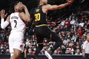 凯恩连续十五场比赛得分超过出色防守，勇士不断突破！Aiyouxi游戏下载